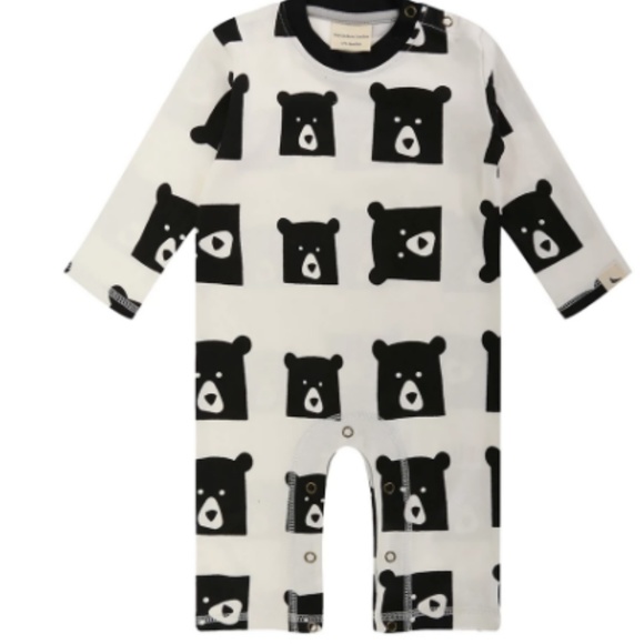 TURTLEDOVE LONDON Other - NWT - TURTLEDOVE LONDON BEAR FAMILY AOP PLAYSUIT